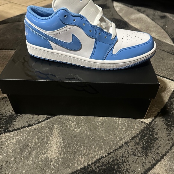 unc 1s size 12
